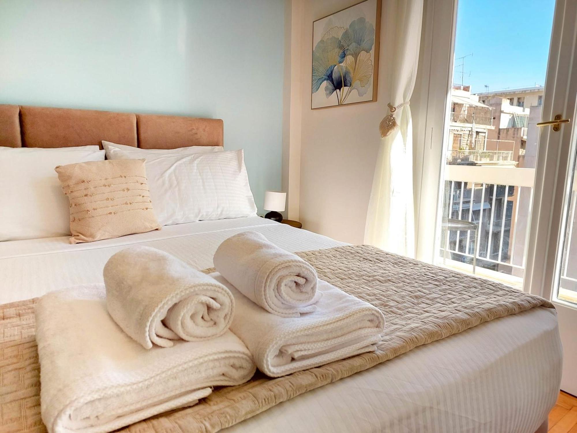아테네 Exarchia Artistic Getaway For Groups 아파트 외부 사진